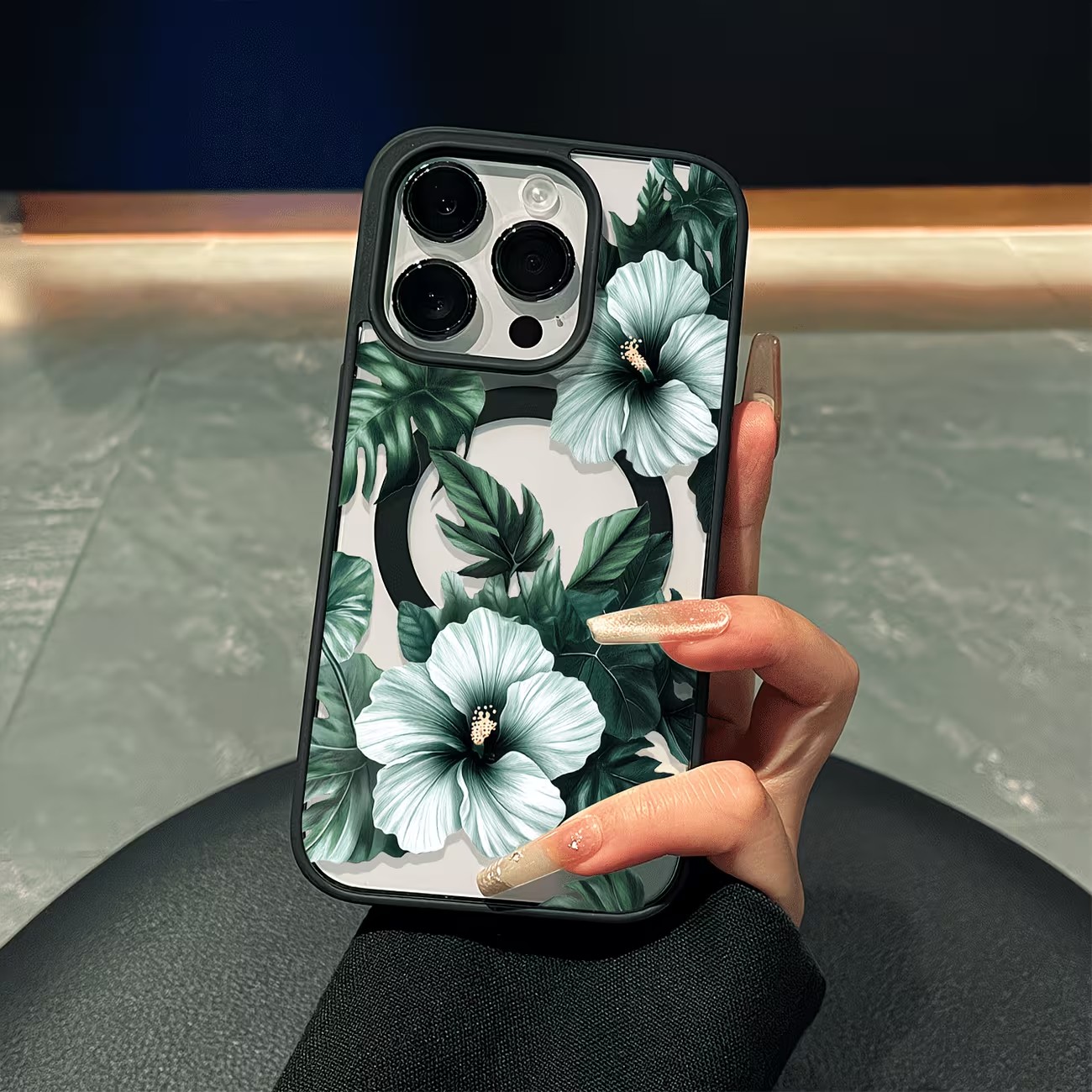 Phone Cases Magnetic - グリーンフローラルプリントのiPhoneケース iPhone 17 16 15 14